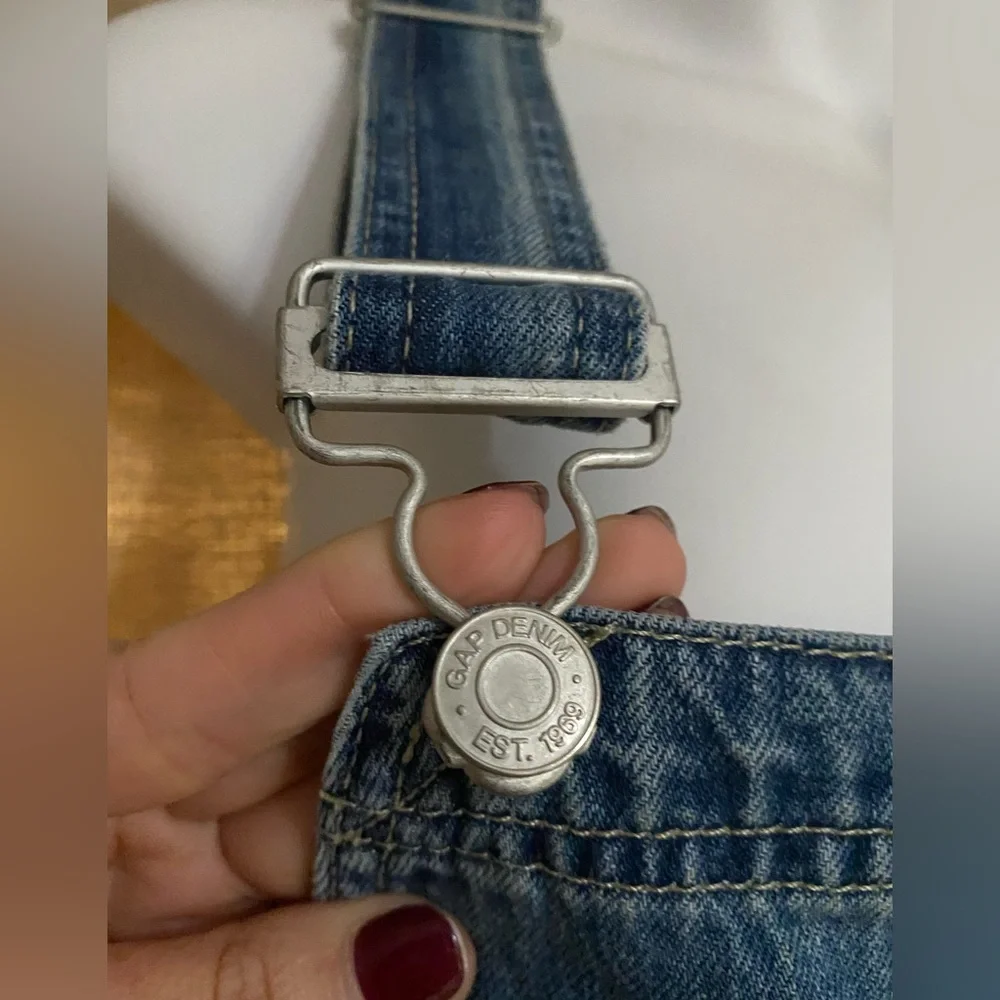 New GAP overall shorts - Picture 5 of 8